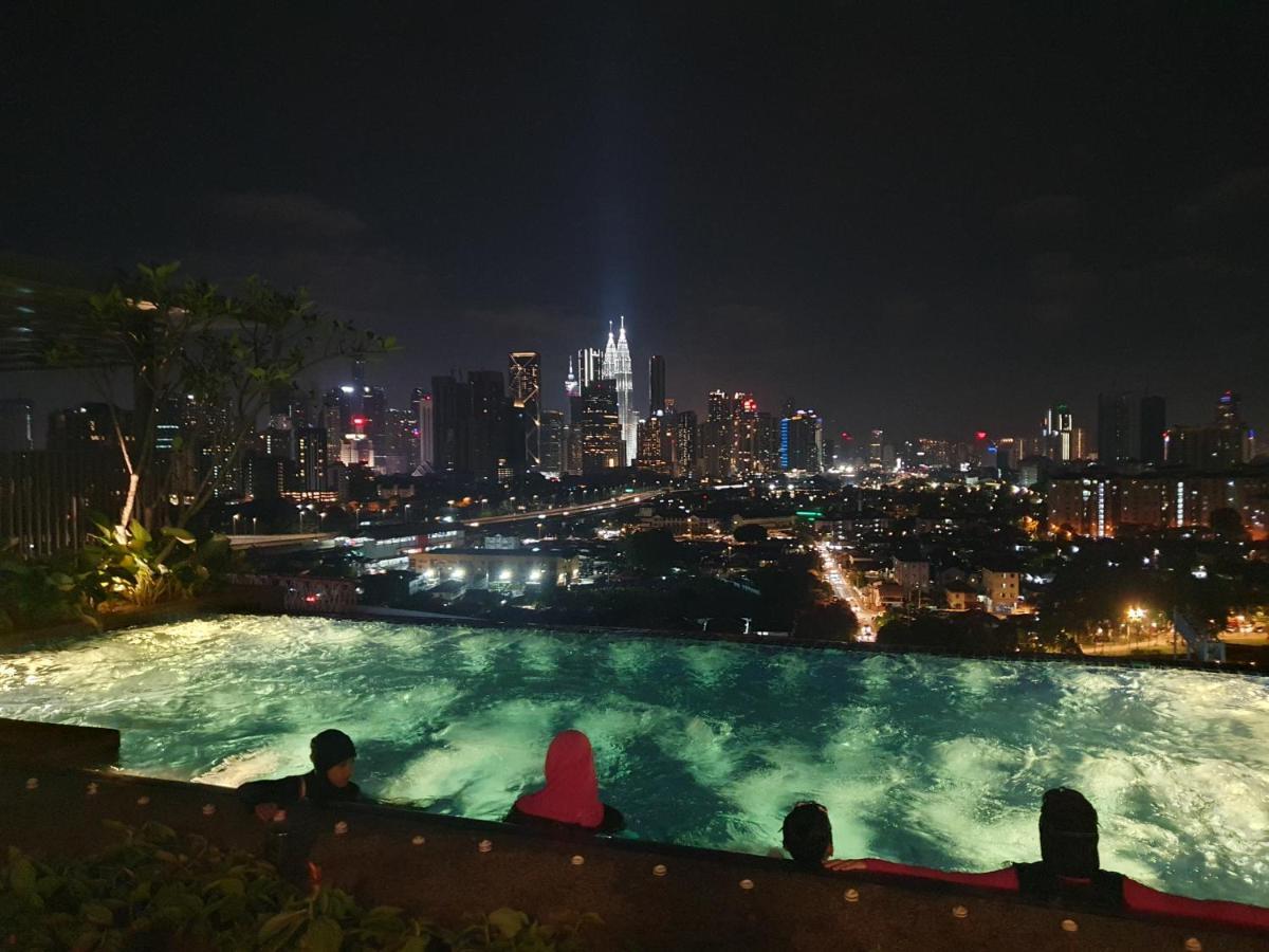 Studio Near Klcc And Lrt With Superb View Kuala Lumpur Extérieur photo
